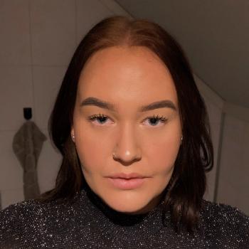 Barnevakter i Skarnes: Marita