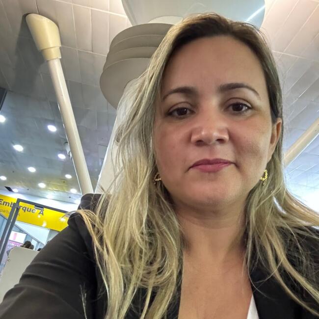 Babysitter in Itajaí: Edilene