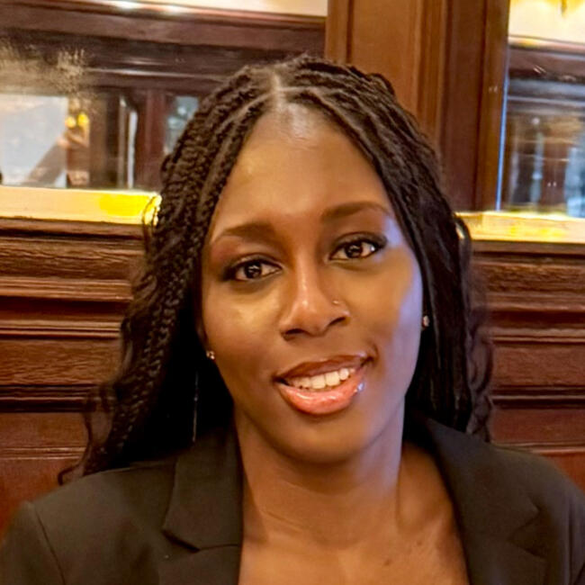 Babysitter in Aalst: Lauren