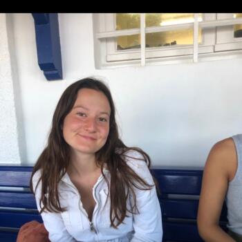 Babysitter in Nanterre: Norah