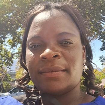 Babysitter in Cape Town: Nancy