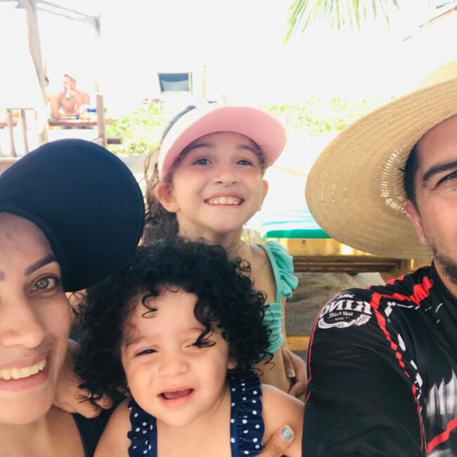 Emprego de babá em Brasília: Daiana