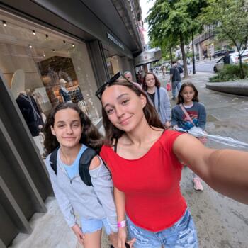 Babysitter in McKinney: Evelyn