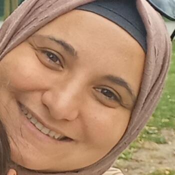 Babysitter Sint-Niklaas: Hilal