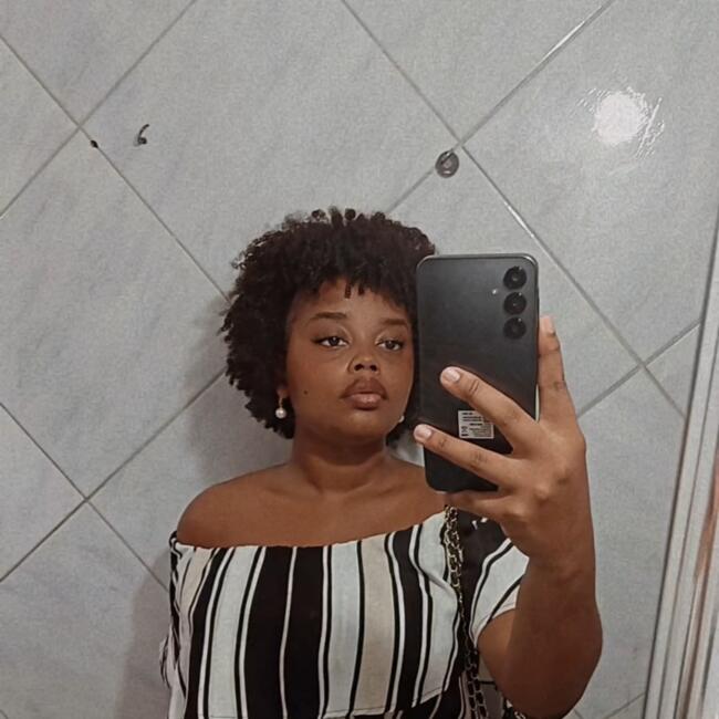 Babysitter in Salvador: Kelly