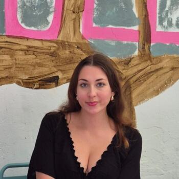 Varuška v Ljubljana: Tia