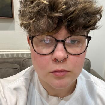 Babysitter Leeds: Isabelle