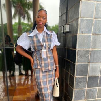 Nanny in Umfolozi: Yolanda