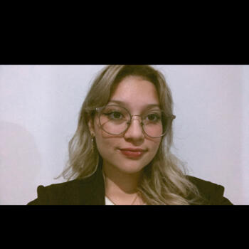 Babysitter in Guarujá: Melyssa