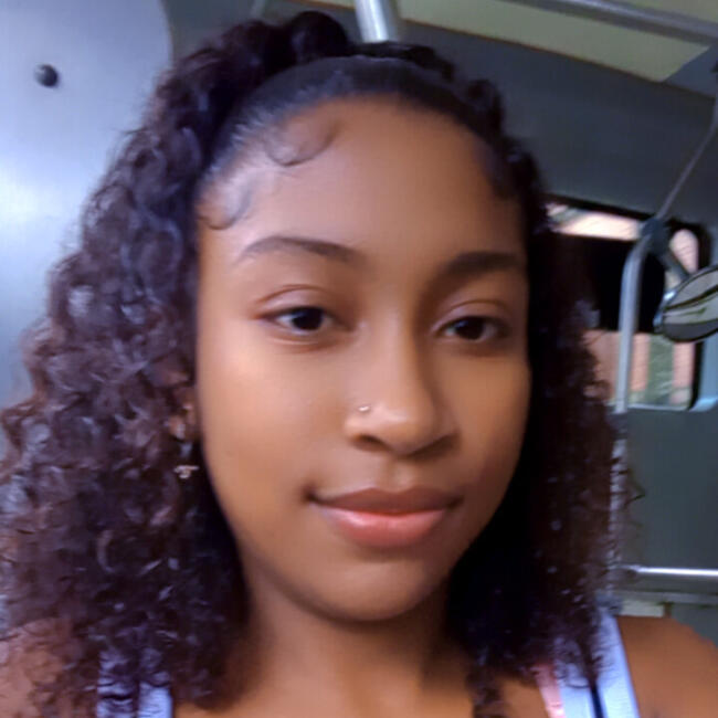 Babysitter in Medellín: Mary