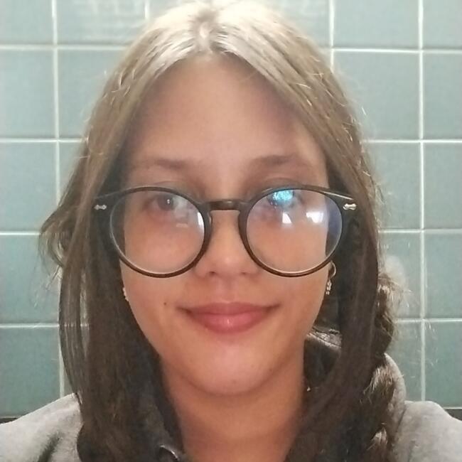 Babysitter em Entroncamento: Ariana