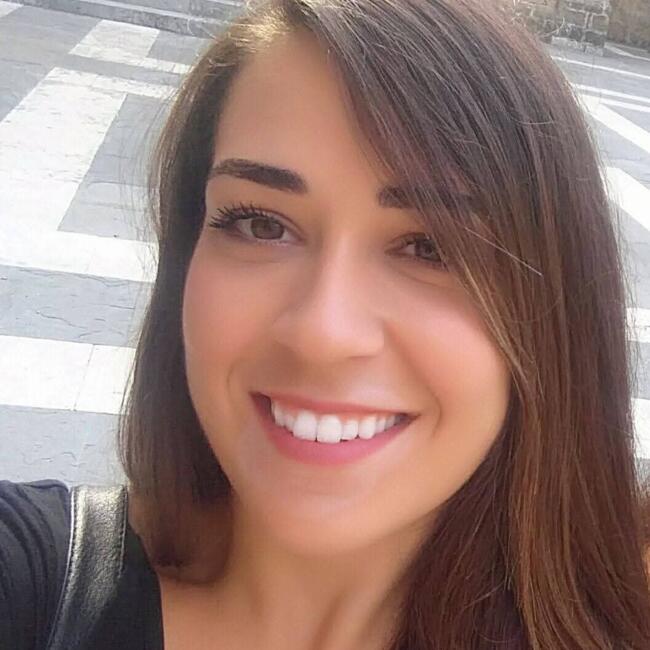 Babysitter στην περιοχή Καλλιθέα: Αμαλία