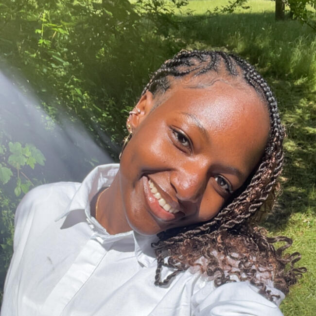 Babysitter in Fontenay-sous-Bois: Nsira
