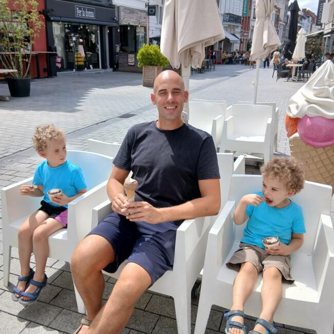 Babysitter Job in Tielt: Bert
