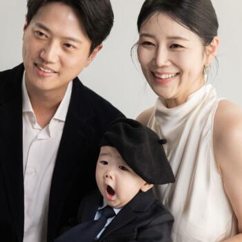 Babysitting job in Jakarta: babysitting job YUBEEN