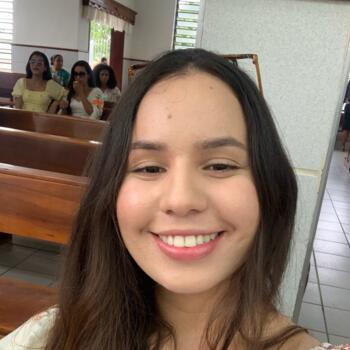 Babá em Montes Claros: Victória