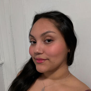 Babysitting job in Oshawa: babysitting job Andrea