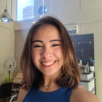 Babysitter in Foz do Iguaçu: Anny