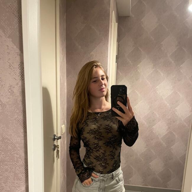 Babysitter in Herk-de-Stad: Zarah