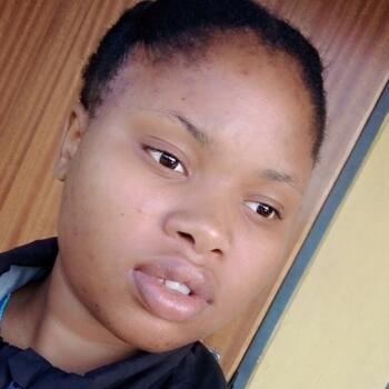 Babysitter in Johannesburg South: Sanele