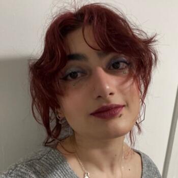 Babysitter Nottingham: Humairah