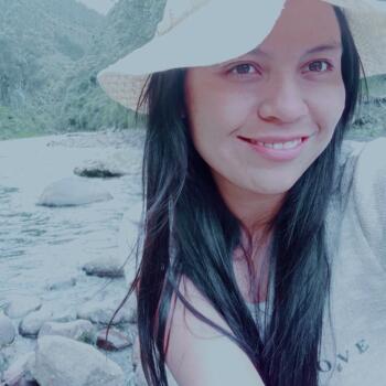 Babysitter in Popayán: Monica