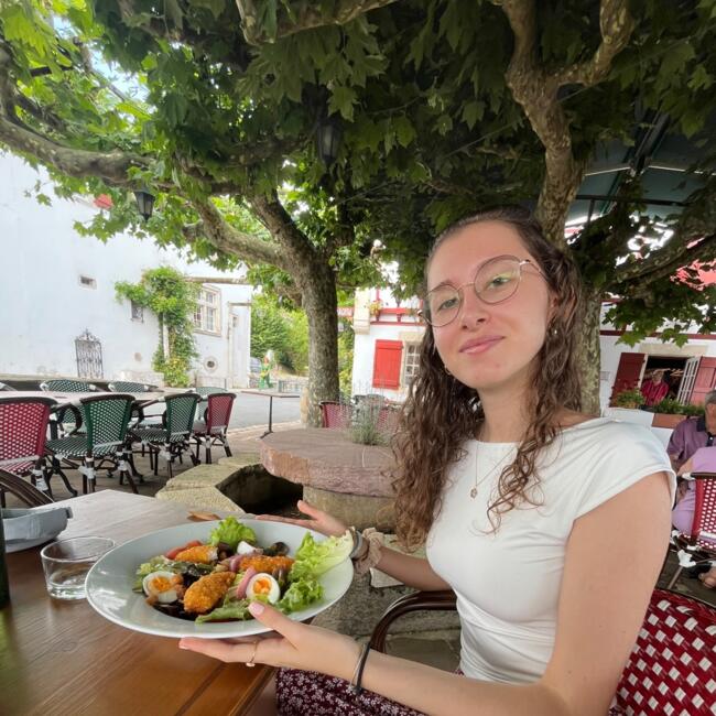 Babysitter in Rueil-Malmaison: Julie