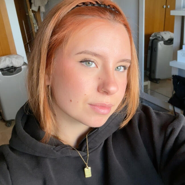 Babysitter in Alicante: Angela