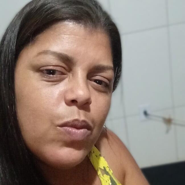 Babysitter in Rio das Ostras: Rose
