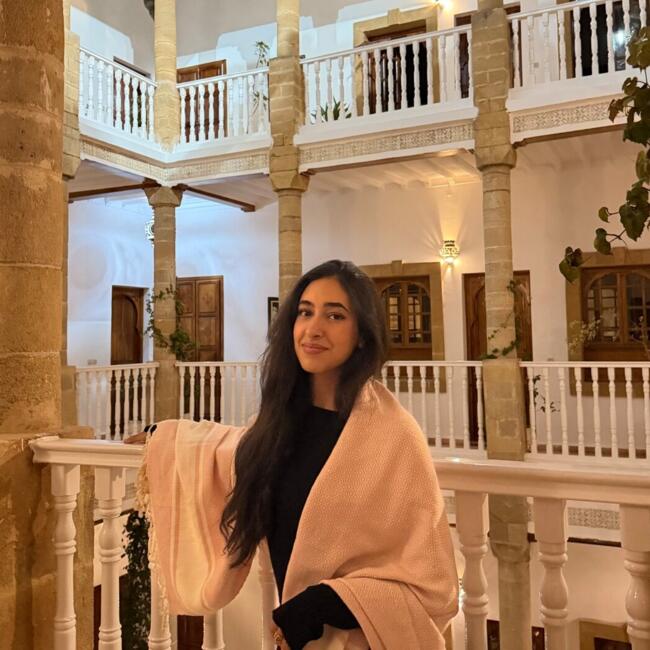 Babysitter in Casablanca: Roeya