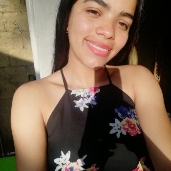 Babysitter in Naranjo: Ana Gabriela
