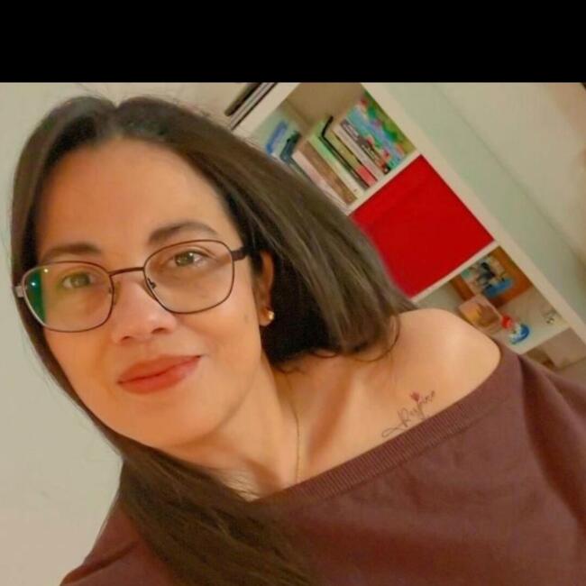 Babysitter in Santa Coloma de Gramenet: Ana carolina