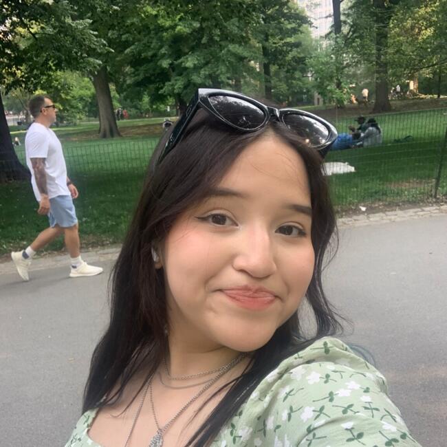 Babysitter in Cicero: Quetzalli