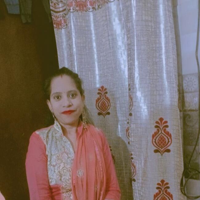 Babysitter in New Delhi: Priyanka