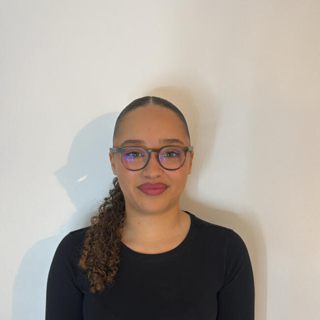 Babysitter in Villevaudé: Tya