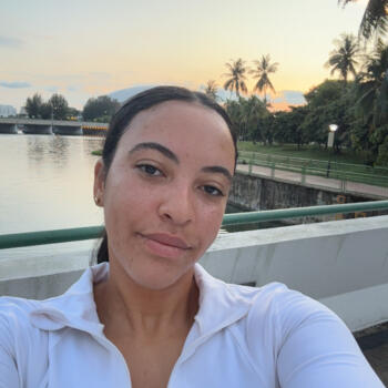 Babysitter in Gungahlin: Indiana-myriam