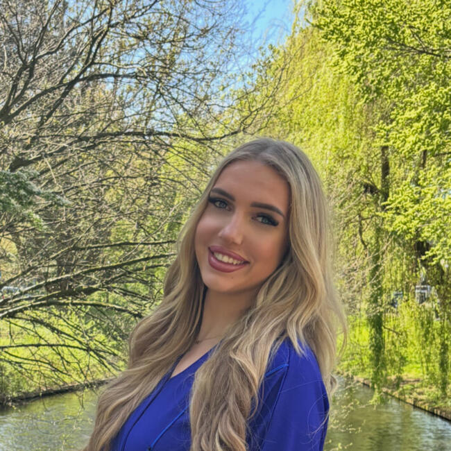 Babysitter in Capelle aan den IJssel: Iris