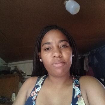 Babysitter in Almirante: Tasha
