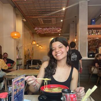 Babysitter in Rio Maior: Maria Beatriz