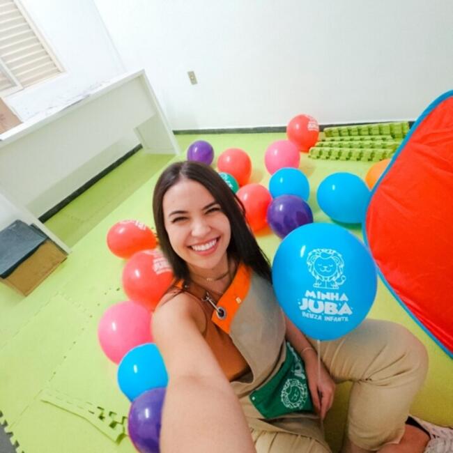Babysitter in Campinas: Sarah