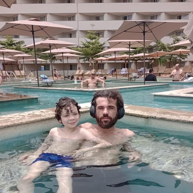 Babysitting job in Brasília: Clark