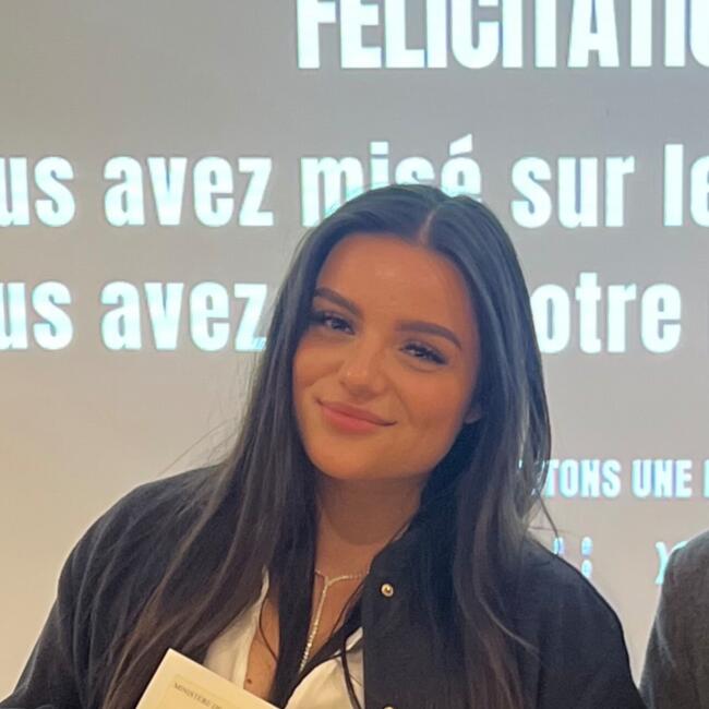 Babysitter in Cagnes-sur-Mer: Amélie