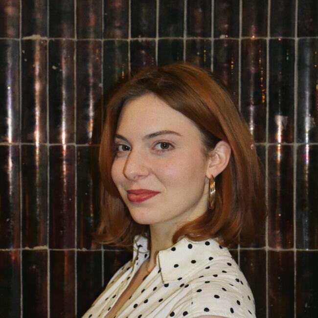 Babysitter in Martonvásár: Sára