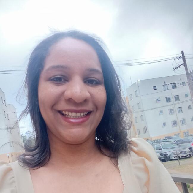 Babá em Mogi das Cruzes: Suelen