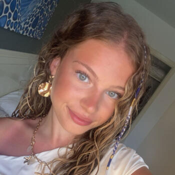 Babysitter in Plymouth: Jessica