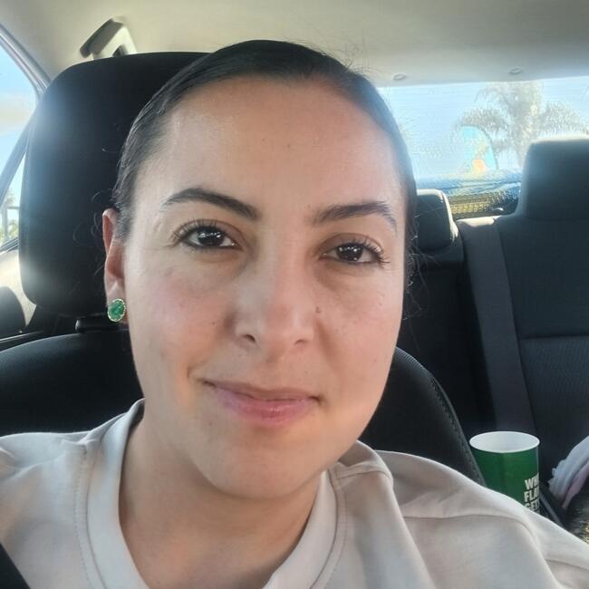 Babysitter in San Diego: Karem