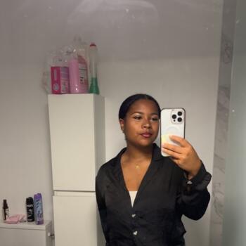 Baby-sitter Libourne: Tya