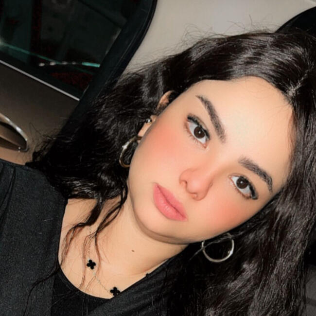 وظيفة جليسة أطفال في القاهرة: Asil