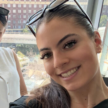 Babysitter in Melbourne: Maddison