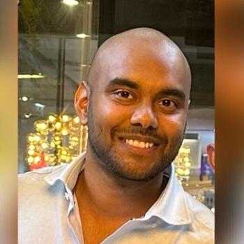 Babysitting job in Amsterdam: babysitting job Manoj